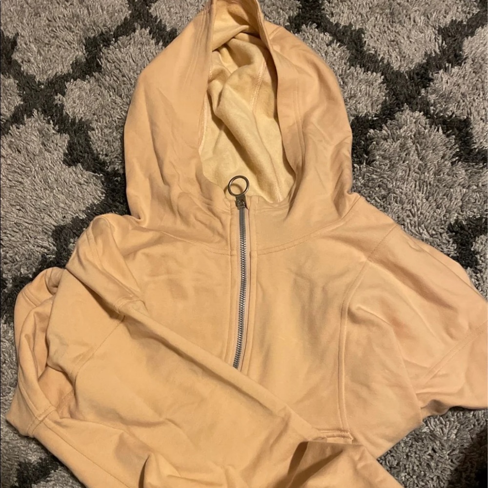 Lululemon Catch a Breath Hoodie
